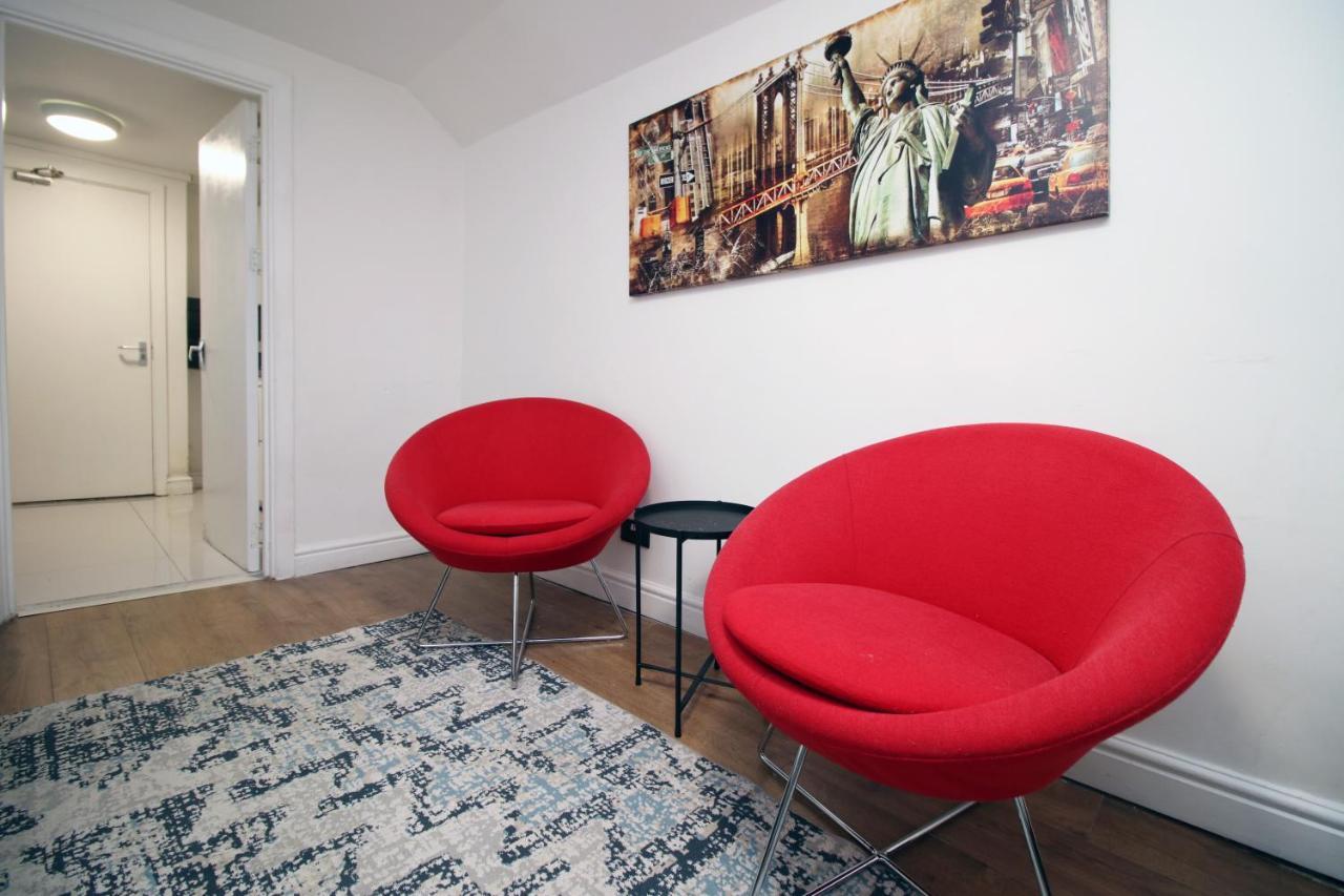 Lovely Studio Flat With Free Parking - Near To City Center Swansea Zewnętrze zdjęcie